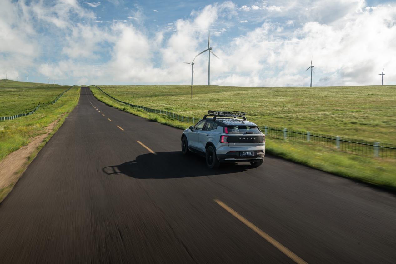 北歐高智感純電SUV運動版，沃爾沃EX30 Cross Country正式上市