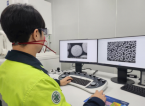 【全球汽車新技術觀察】8月下期〡NVIDIA發布DRIVE AGX Thor開發套件;黑莓QNX推出最新一代車載操作系統；中國研究人員推出新型電解質技術